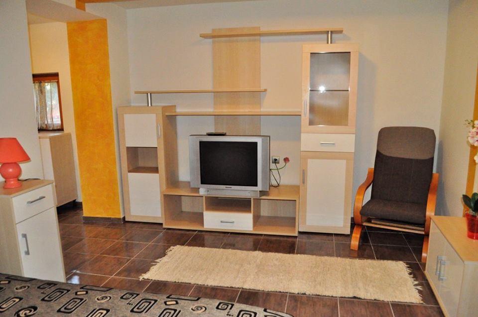 Apartamento Bornemisza Kuria Tiszabecs Exterior foto